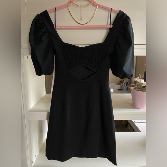 NWOT French Connection Open Back Cutout Puff Sleeve Bodycon A-Line Hoco Dress - Picture 2 of 5